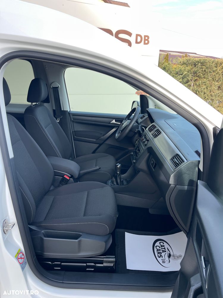 Volkswagen Caddy Maxi - 25