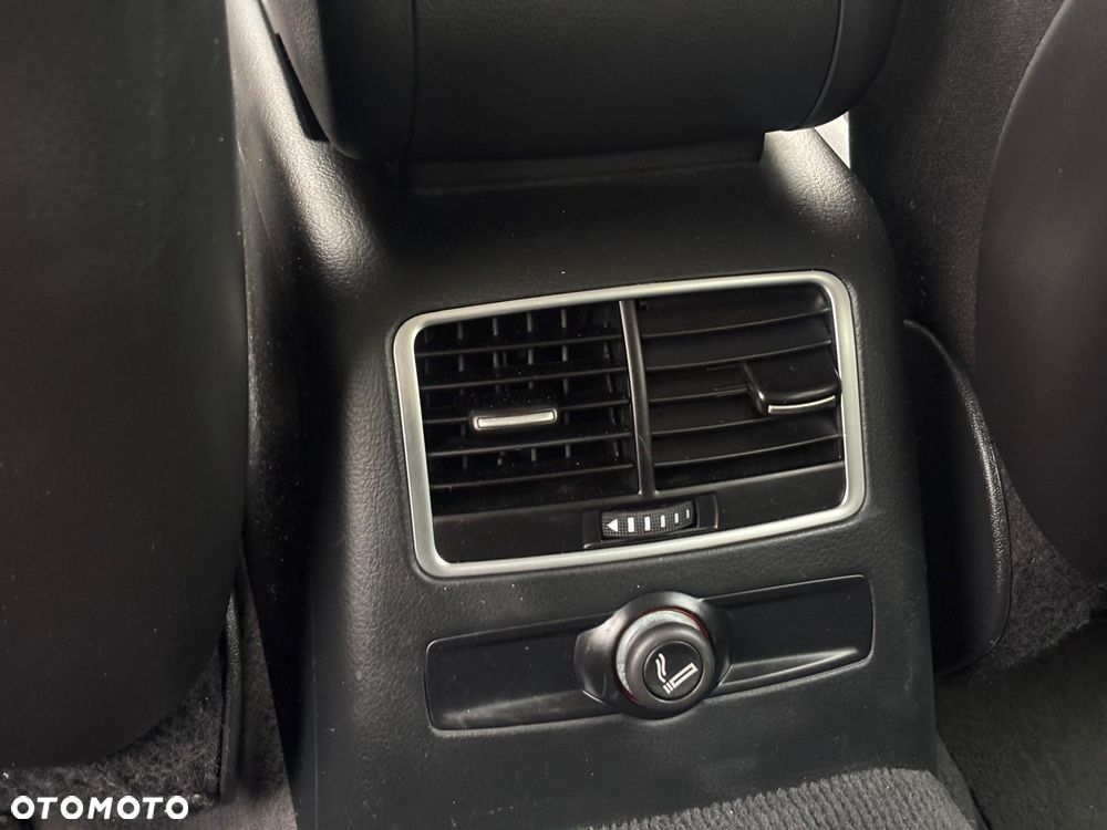 Audi A6 Avant 2.0 TDI Multitronic - 28