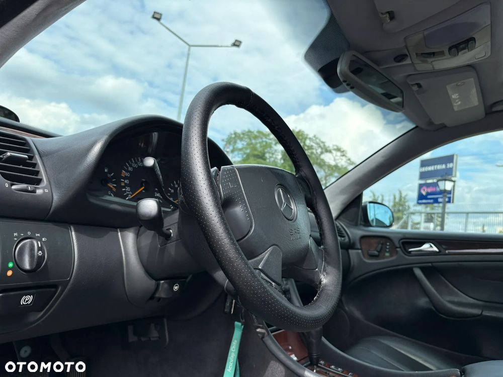 Mercedes-Benz CLK 430 - 10