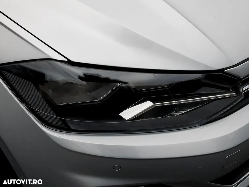 Volkswagen Polo 1.0 TSI DSG Style - 26