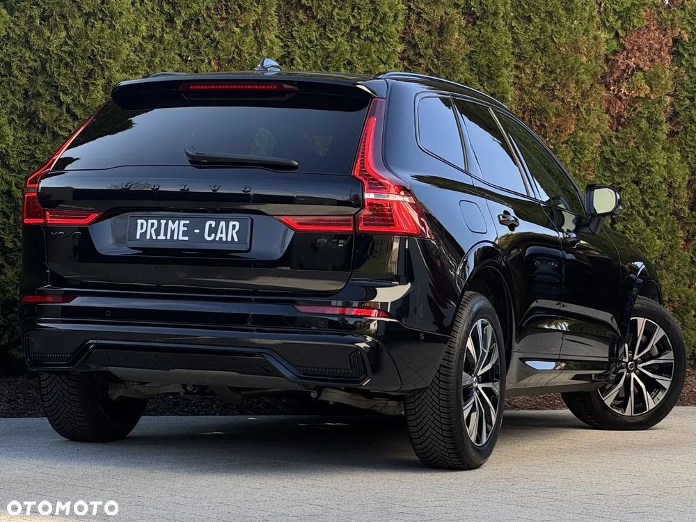 Volvo XC 60 B4 D AWD Plus Dark - 6