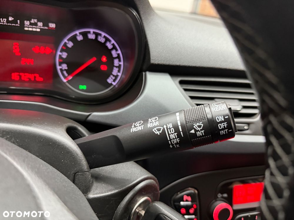 Opel Corsa 1.4 Color Edition - 24