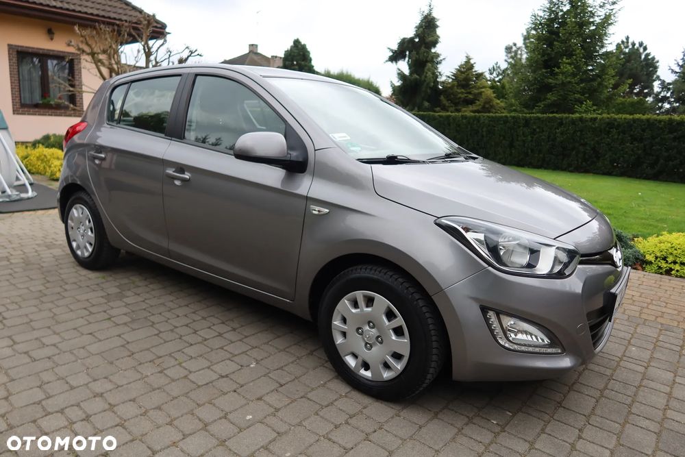 Hyundai i20 - 11