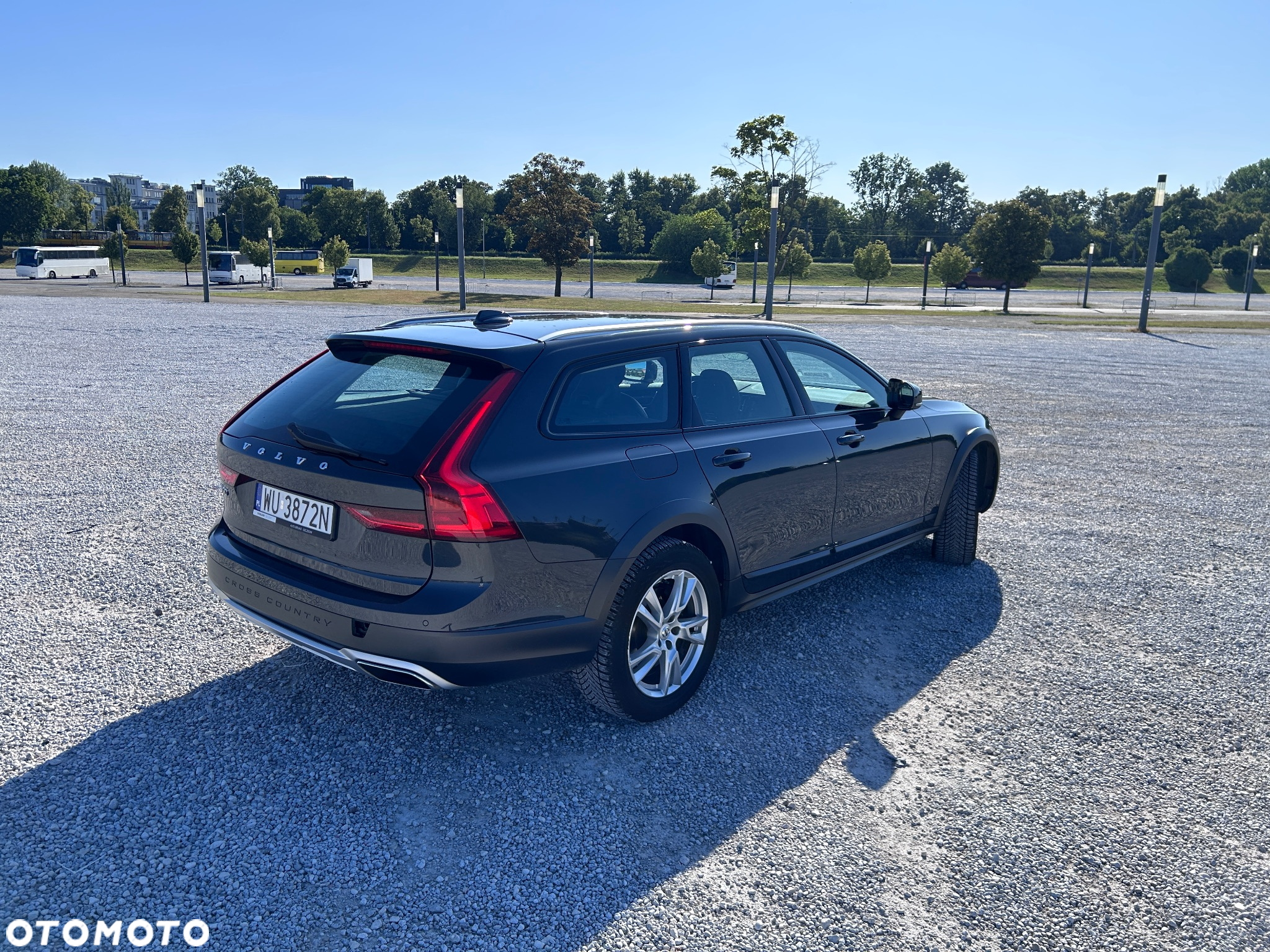 Volvo V90 D4 AWD Kinetic - 8