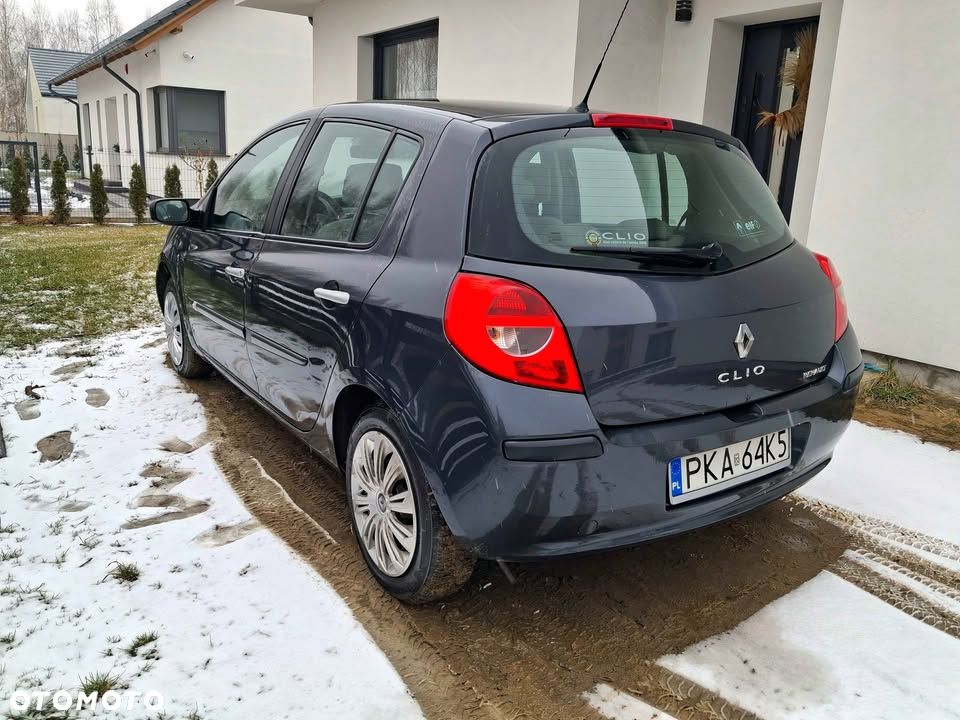 Renault Clio 1.5 dCi Expression - 5