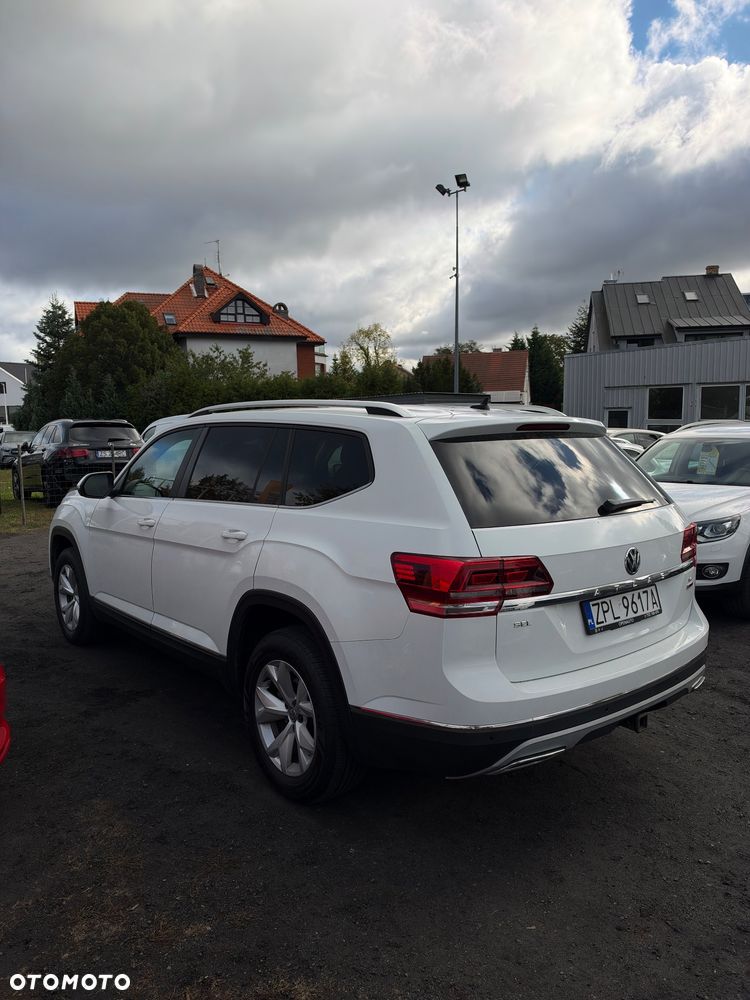 Volkswagen Atlas - 4