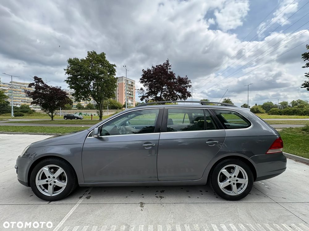 Volkswagen Golf 2.0 TDI Comfortline DSG - 4