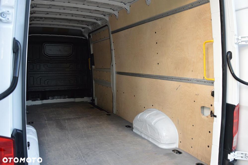 Volkswagen Crafter - 29