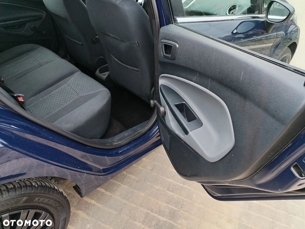 Ford Fiesta - 16