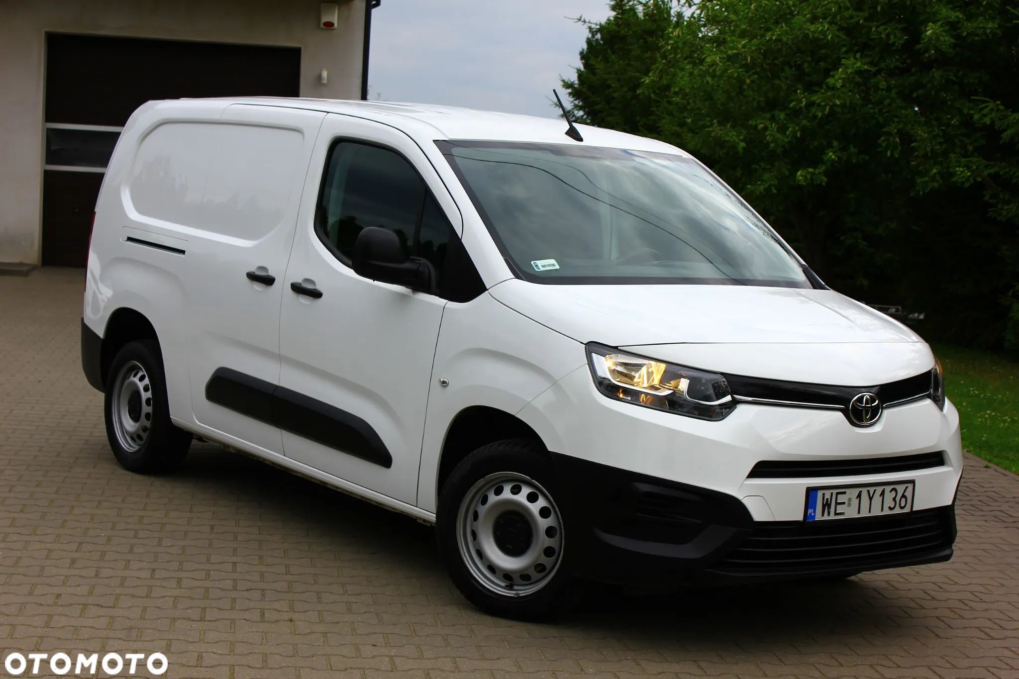 Toyota Proace City 1.5D-4D 102KM LONG L2  3 Osobowy Blaszak - 1