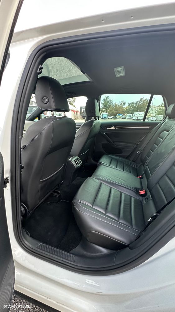 VW Golf - 14