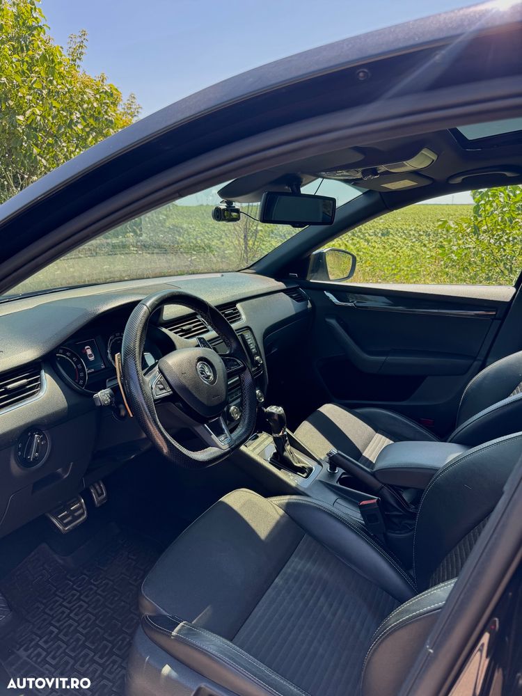 Skoda Octavia 2.0 TDI DSG 4X4 RS - 3