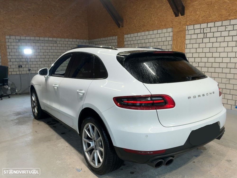 Porsche Macan - 4