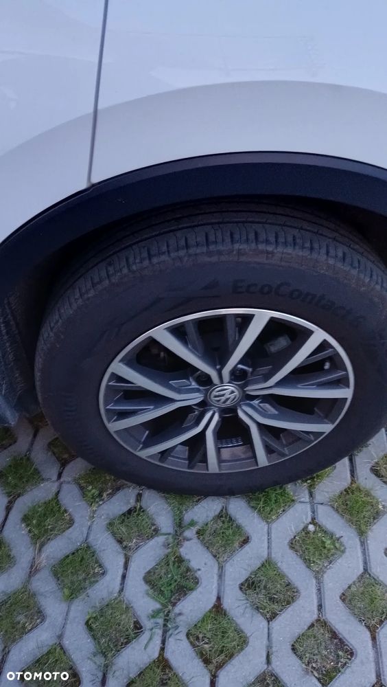 Volkswagen Tiguan 2.0 TDI SCR 4MOTION DSG Comfortline - 6