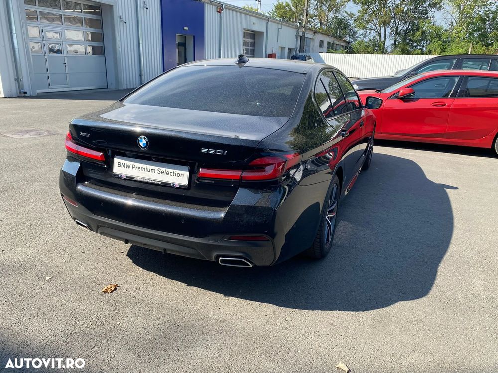 BMW Seria 5 530i xDrive AT - 4