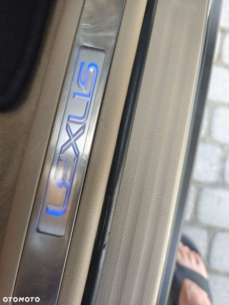 Lexus RX - 12