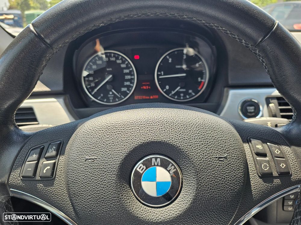 BMW 320 d Coupe - 9