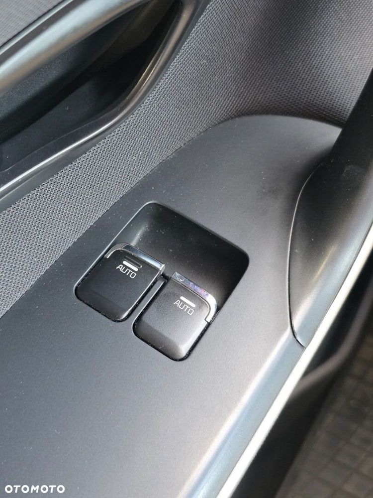 Kia Ceed 1.4 S - 17