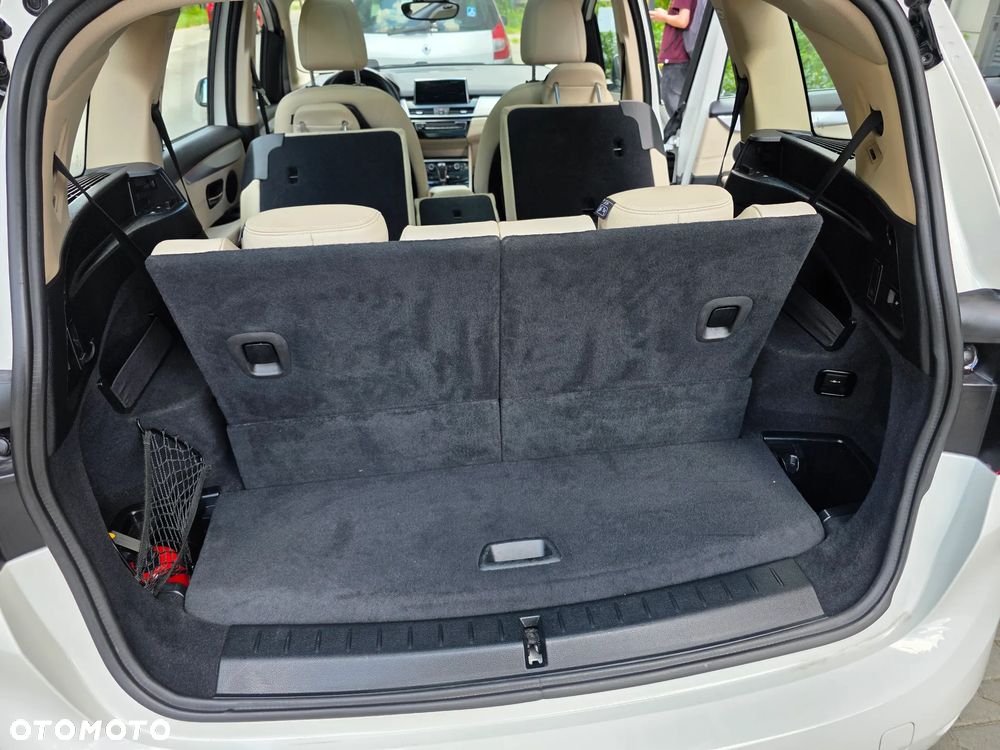BMW Seria 2 220i Luxury Line - 34