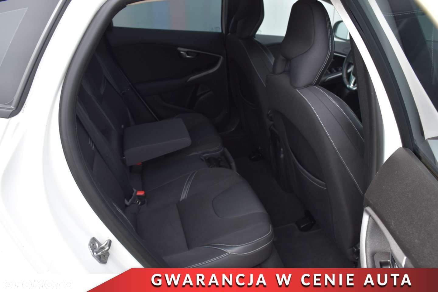 Volvo V40 T2 Geartronic Kinetic - 14