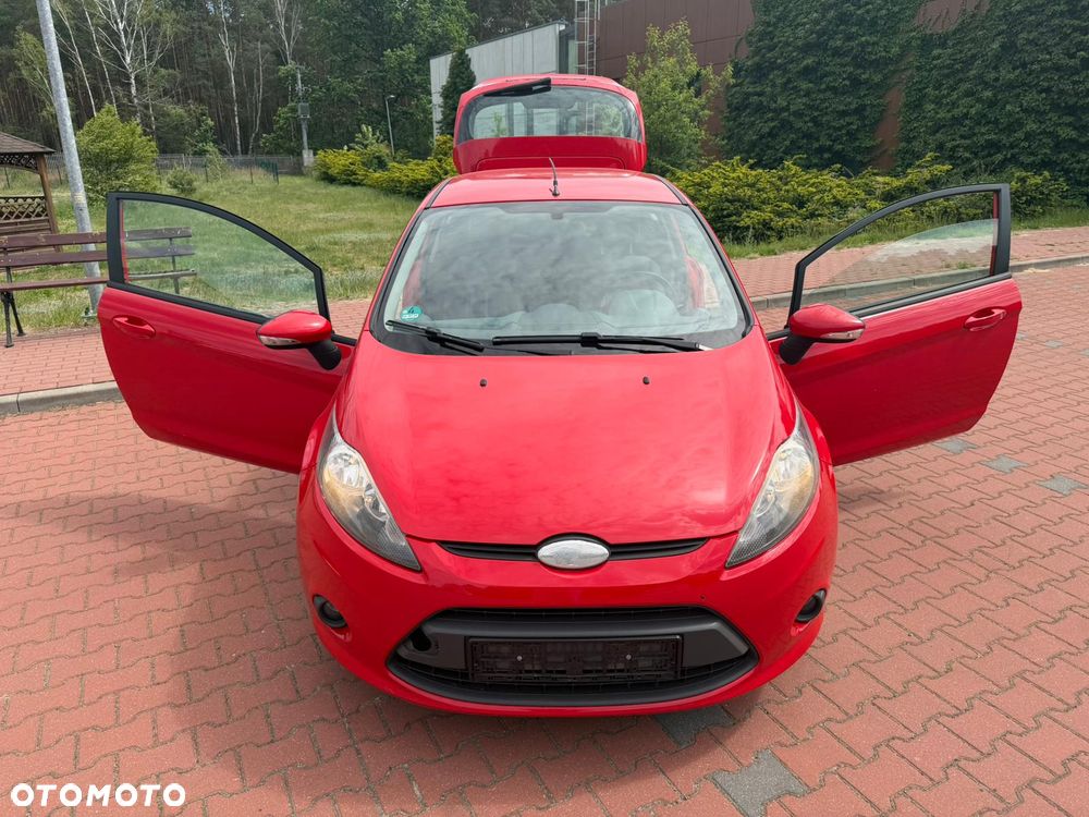 Ford Fiesta 1.25 Champions Edition - 1
