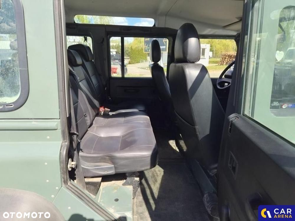 Land Rover Defender - 23