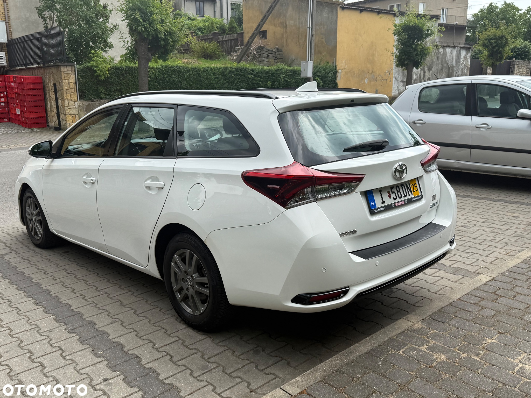 Toyota Auris 1.4 D-4D Touring Sports Edition - 6