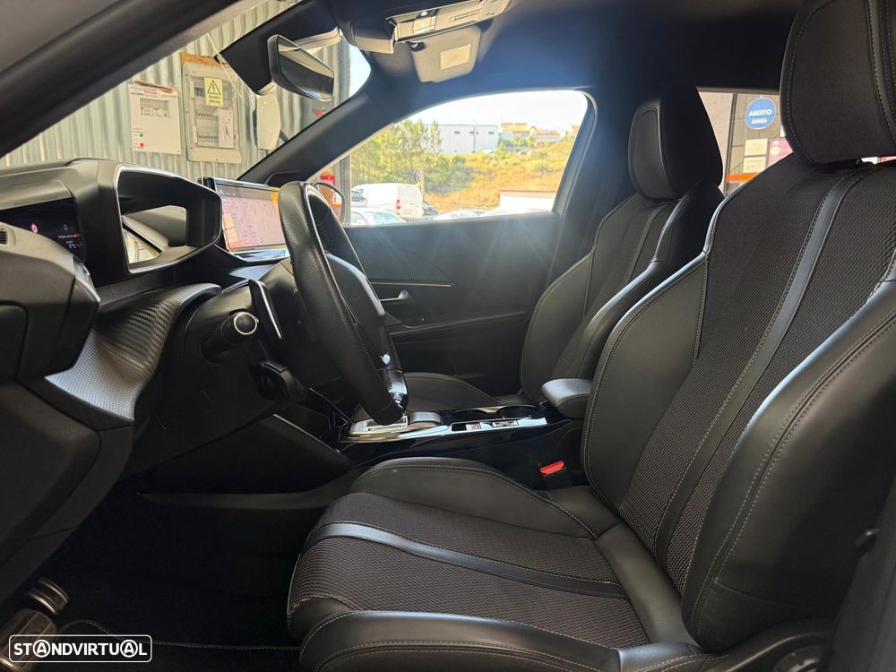 Peugeot 2008 1.2 PureTech GT EAT8 - 25