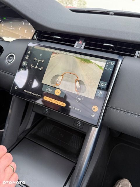 Land Rover Discovery Sport - 19