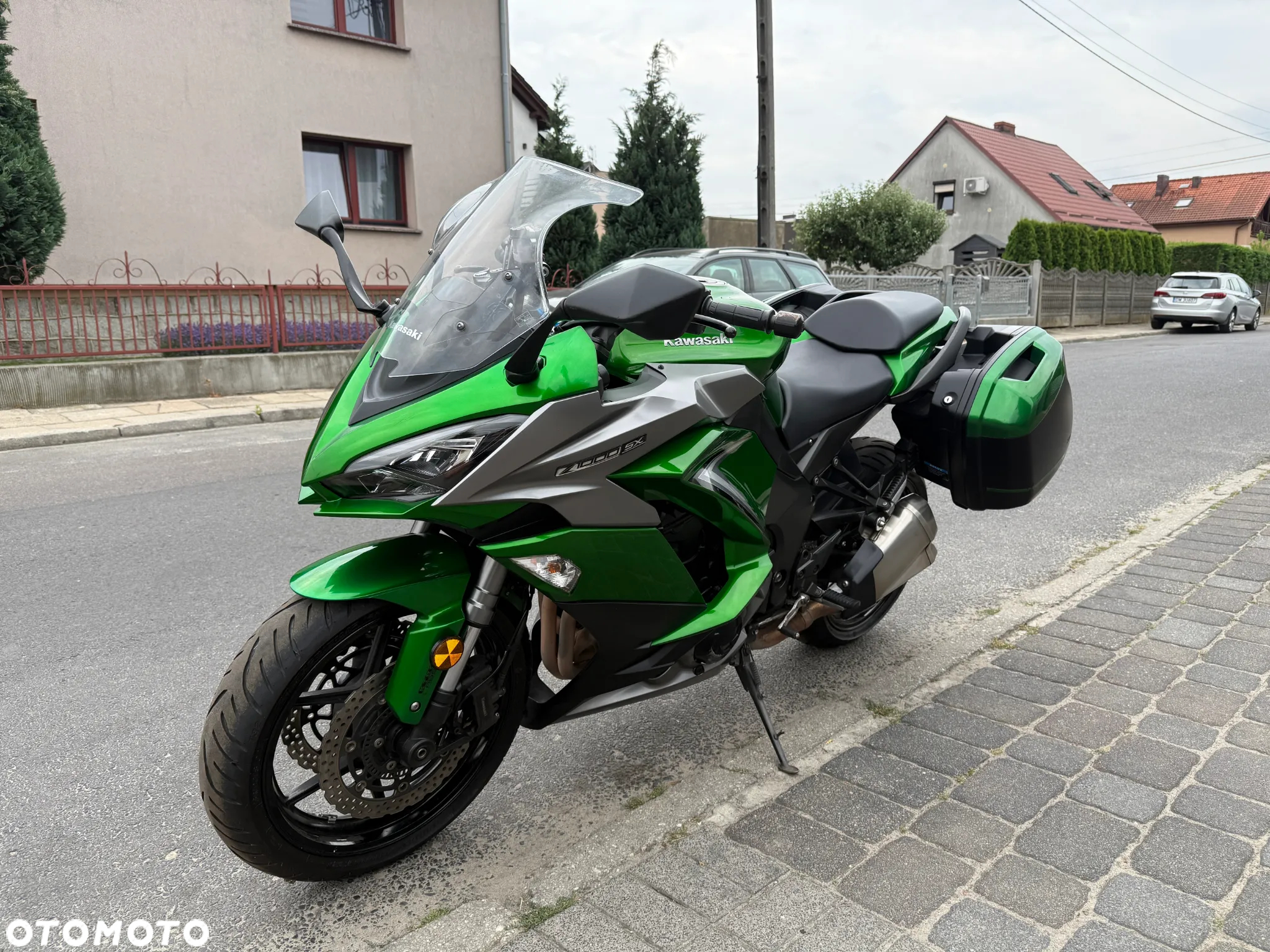 Kawasaki Ninja 1000 SX - 3
