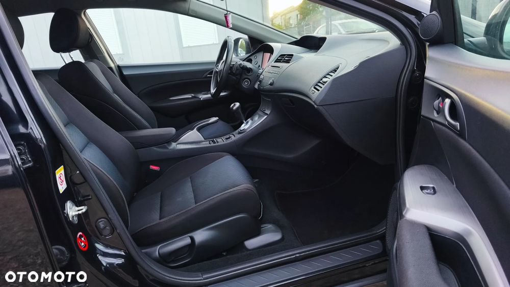 Honda Civic 1.4 i-VTEC i-SHIFT Comfort - 23