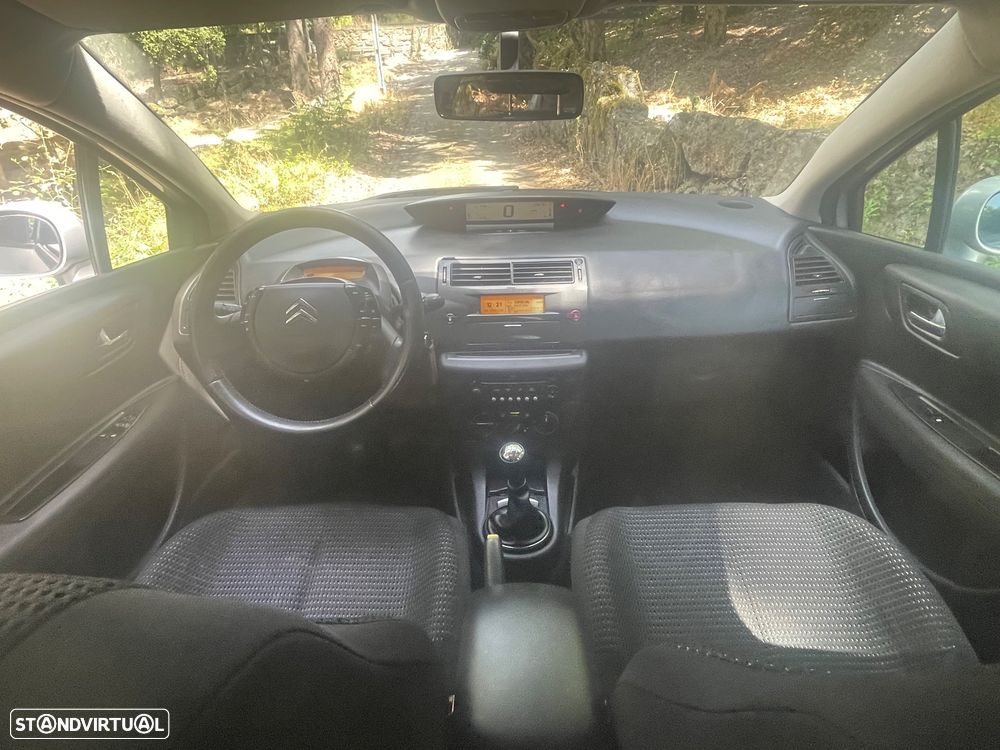 Citroën C4 1.6 HDi 110 VTR Pack - 5