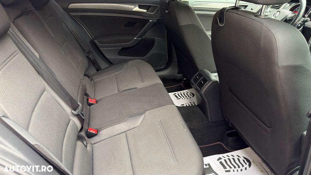 Volkswagen Golf 1.0 TSI DSG Comfortline - 16