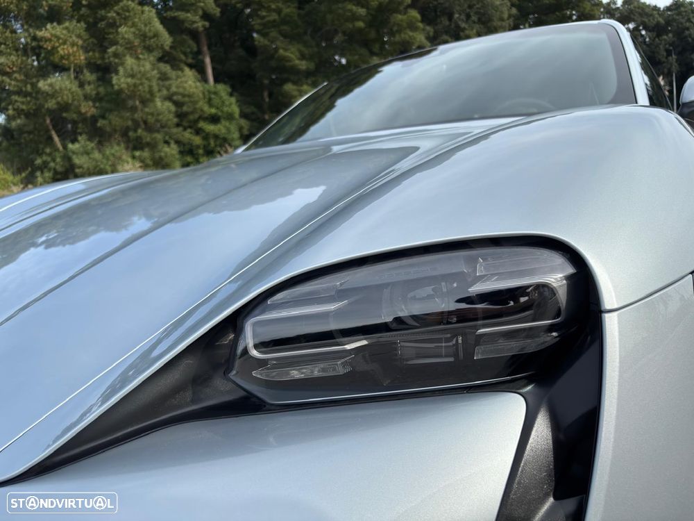 Porsche Taycan Standard - 27