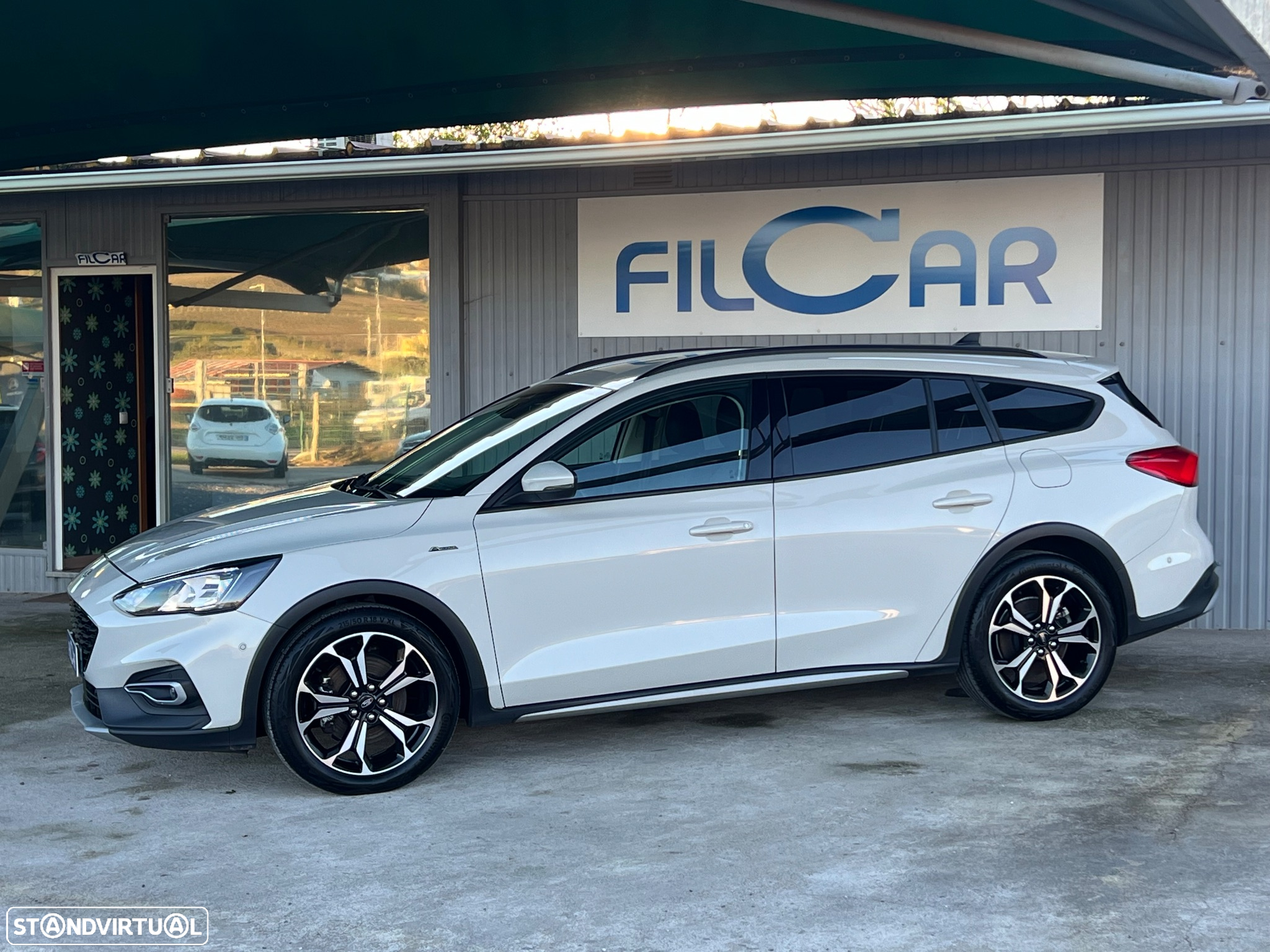 Ford Focus SW 1.5 EcoBlue S&S ACTIVE X - 2