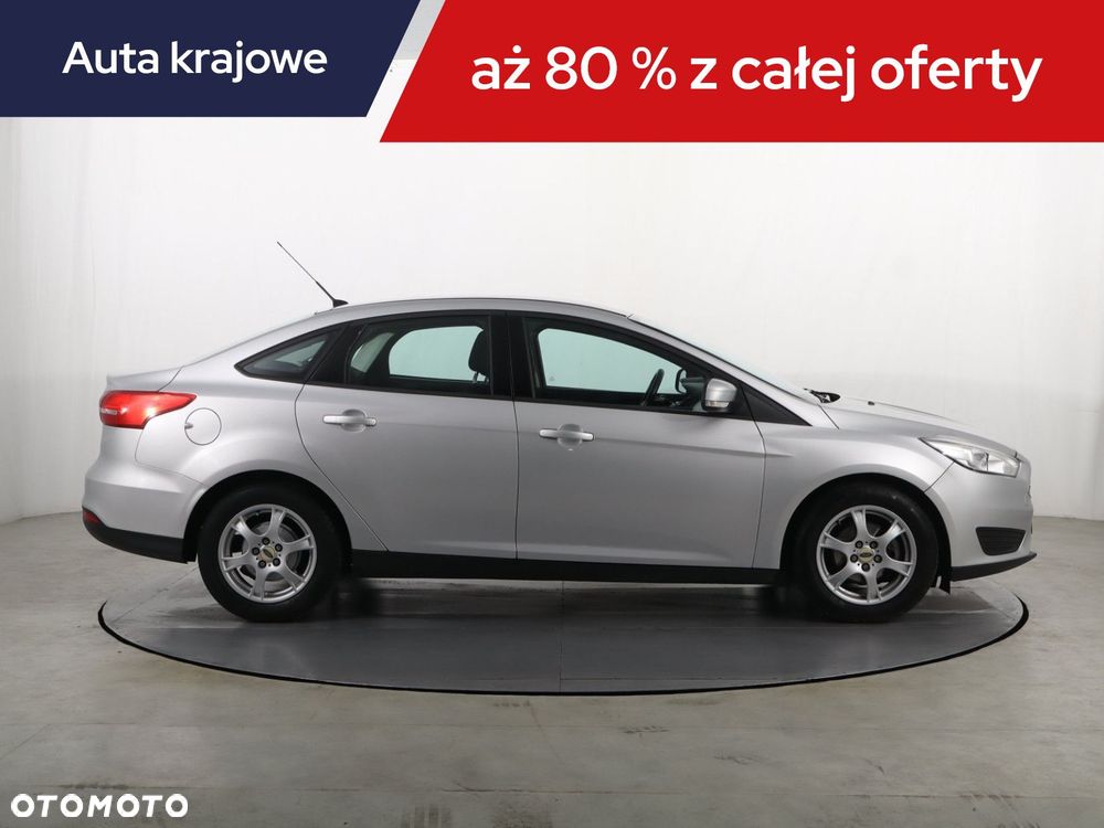 Ford Focus - 8