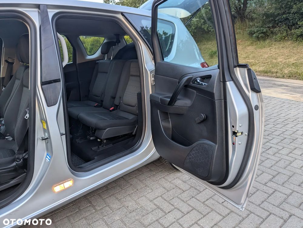 Opel Meriva - 13
