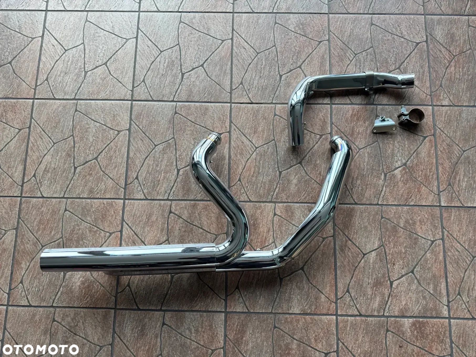 Harley Davidson Twin Cam Touring OEM Kolektor Wydechowy 09-16 - 1