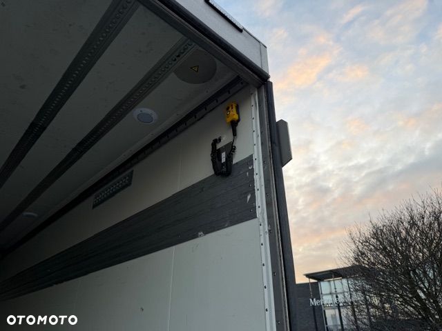 Mercedes-Benz 2540 - 20