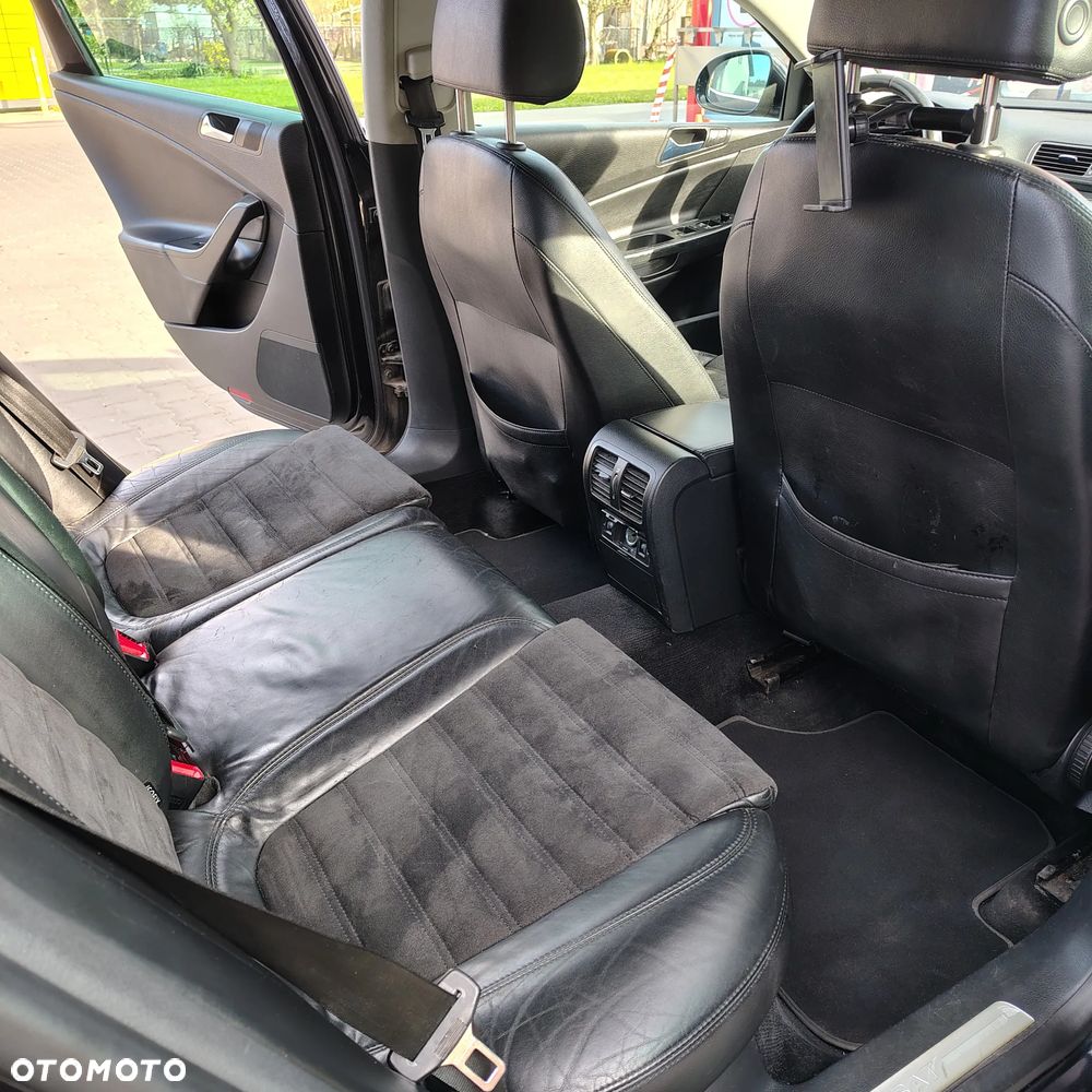 Volkswagen Passat 2.0 TDI DPF DSG Highline - 3