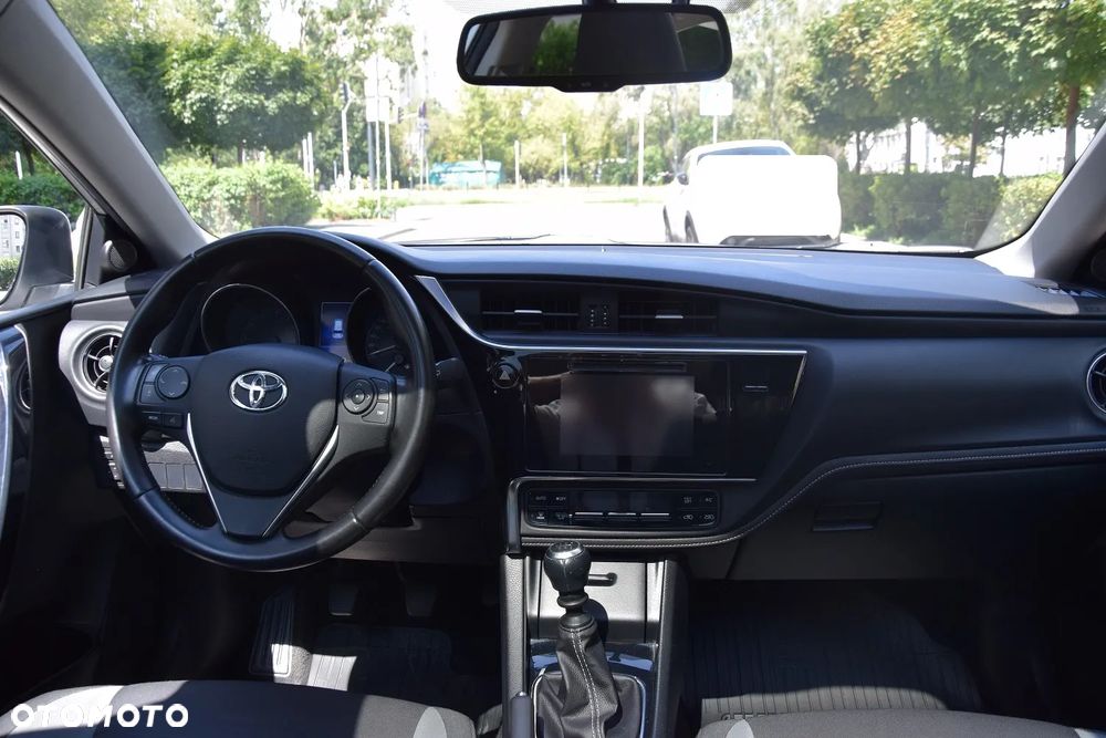 Toyota Auris 1.2 T Prestige - 14