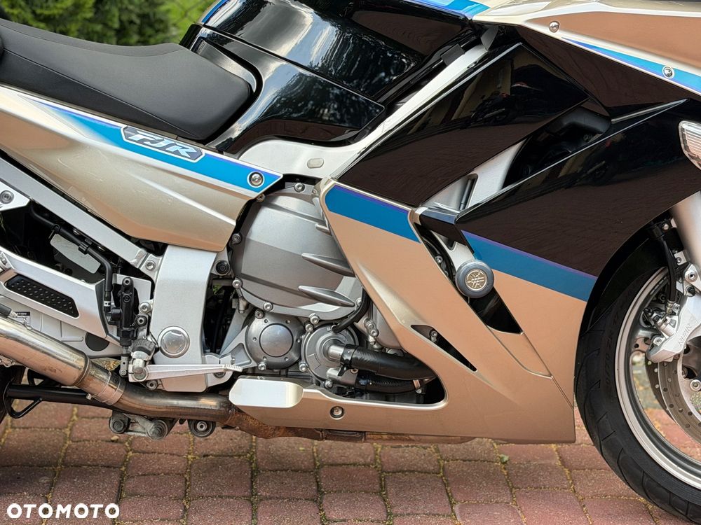 Yamaha FJR - 13