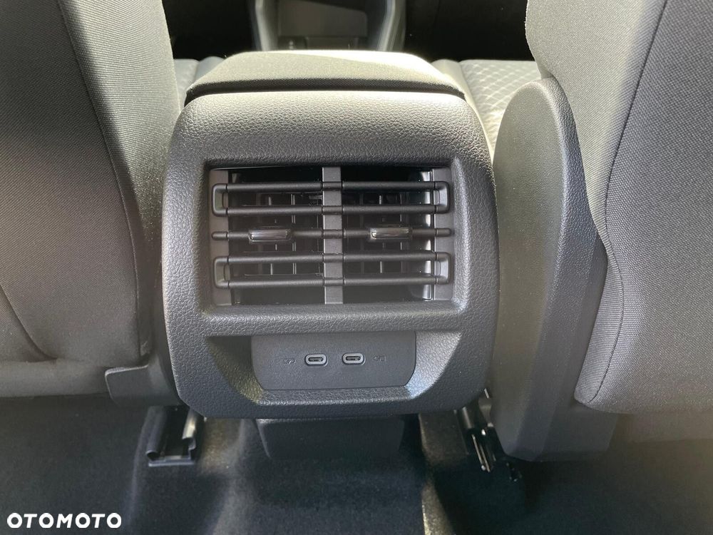 Ford Tourneo Connect - 23