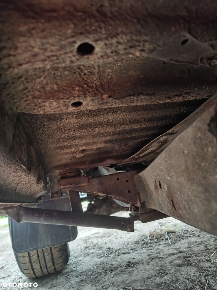 Daihatsu Feroza - 12