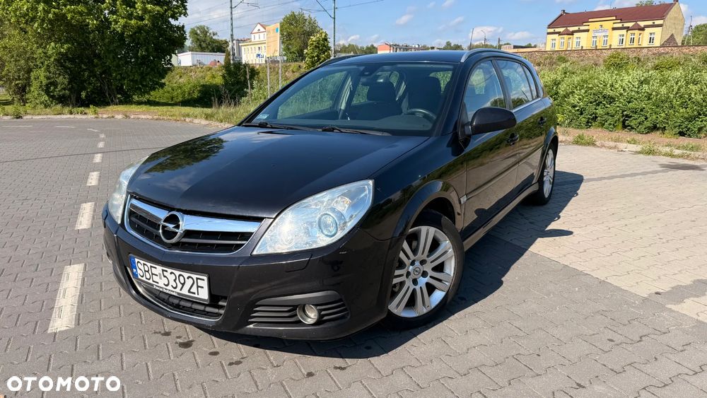Opel Signum 1.9 CDTI Cosmo - 1