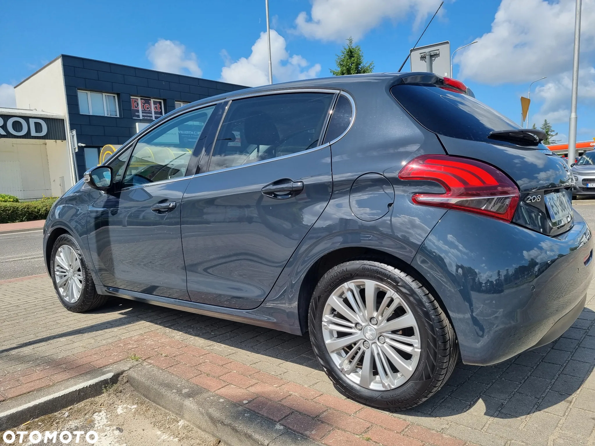 Peugeot 208 1.2 PureTech GPF Signature S&S - 4