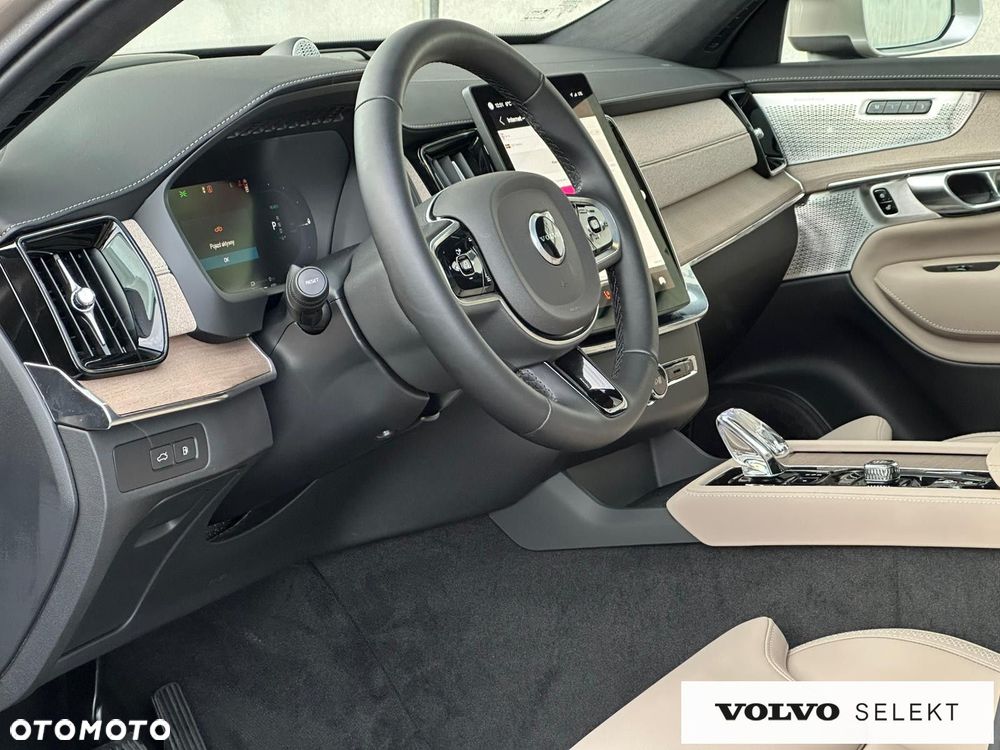 Volvo XC 90 - 26