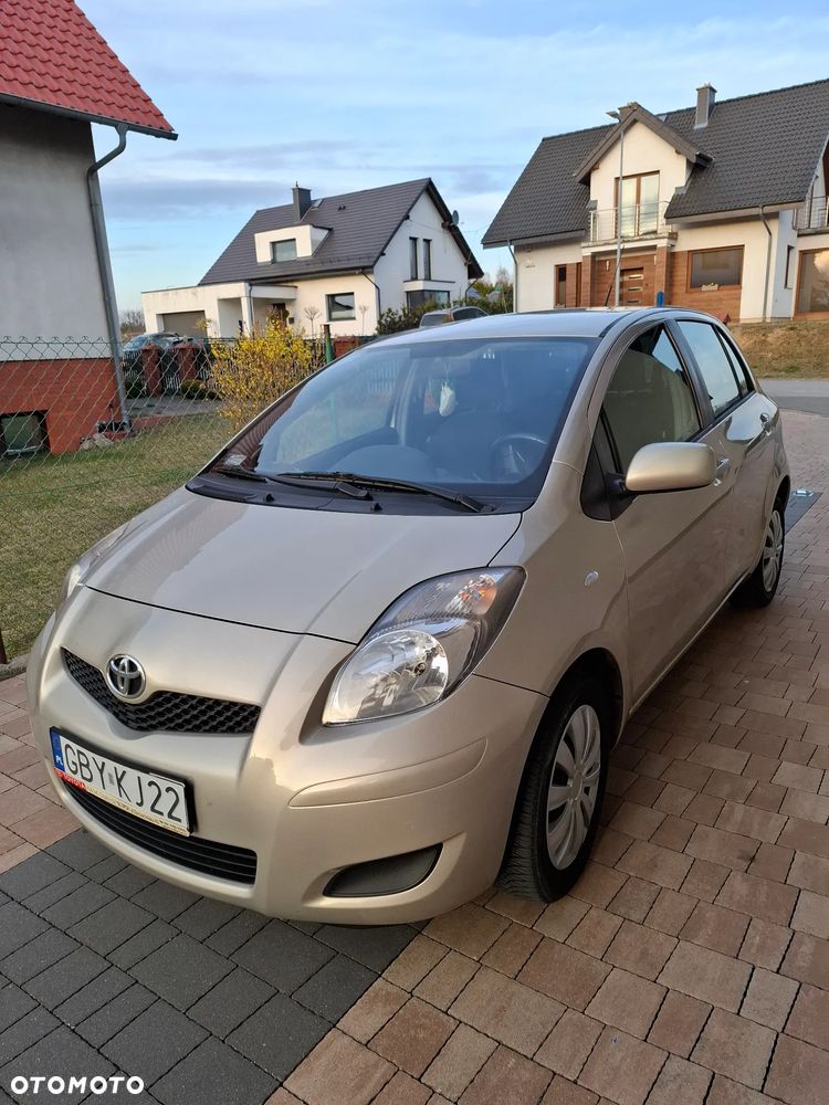 Toyota Yaris 1.33 Sol - 3
