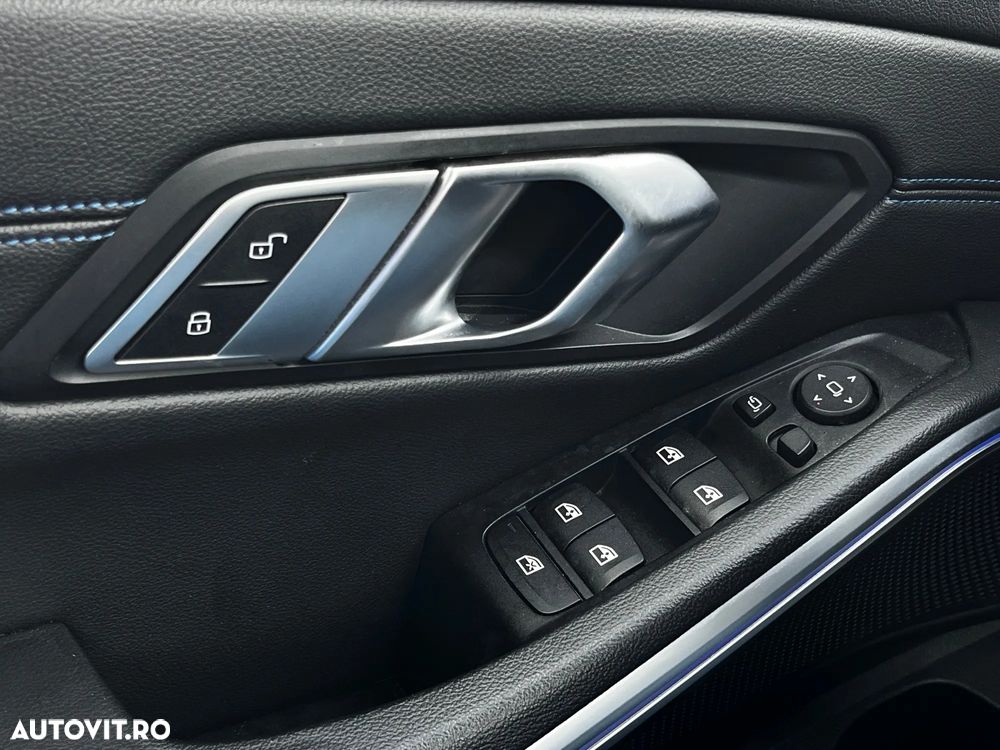 BMW Seria 3 320d xDrive AT Sport Line - 21