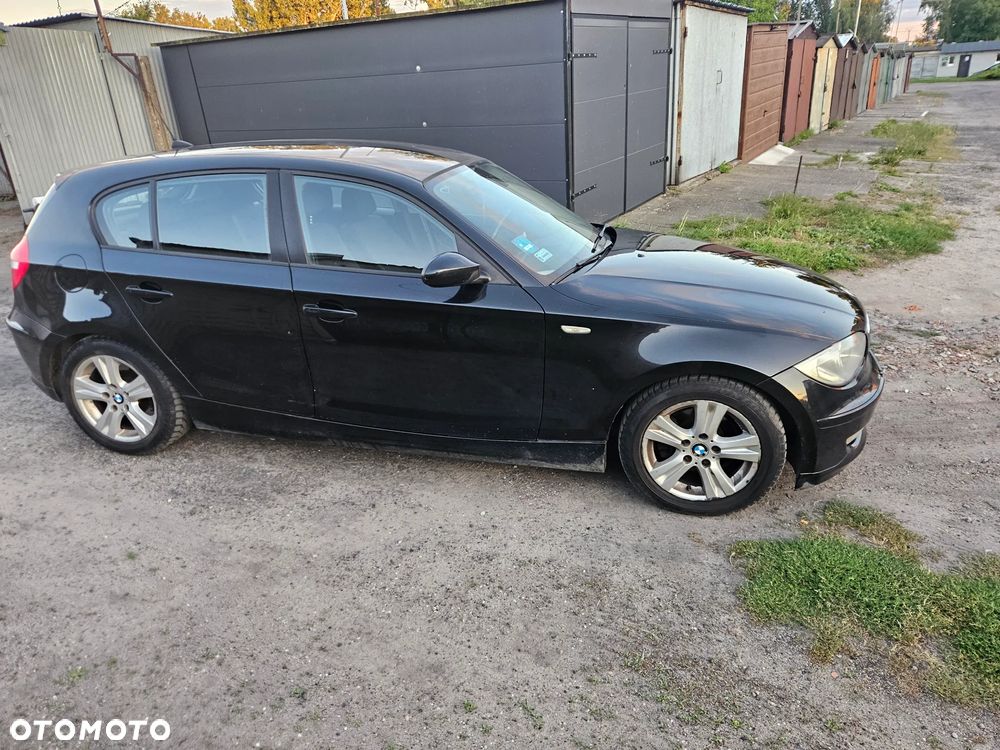 BMW Seria 1 118d DPF - 6